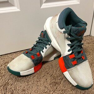 Nike LeBron Witness 8